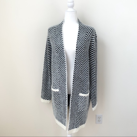 Sioni Sweaters - Sioni Fuzzy Chevron Open Front Cardigan